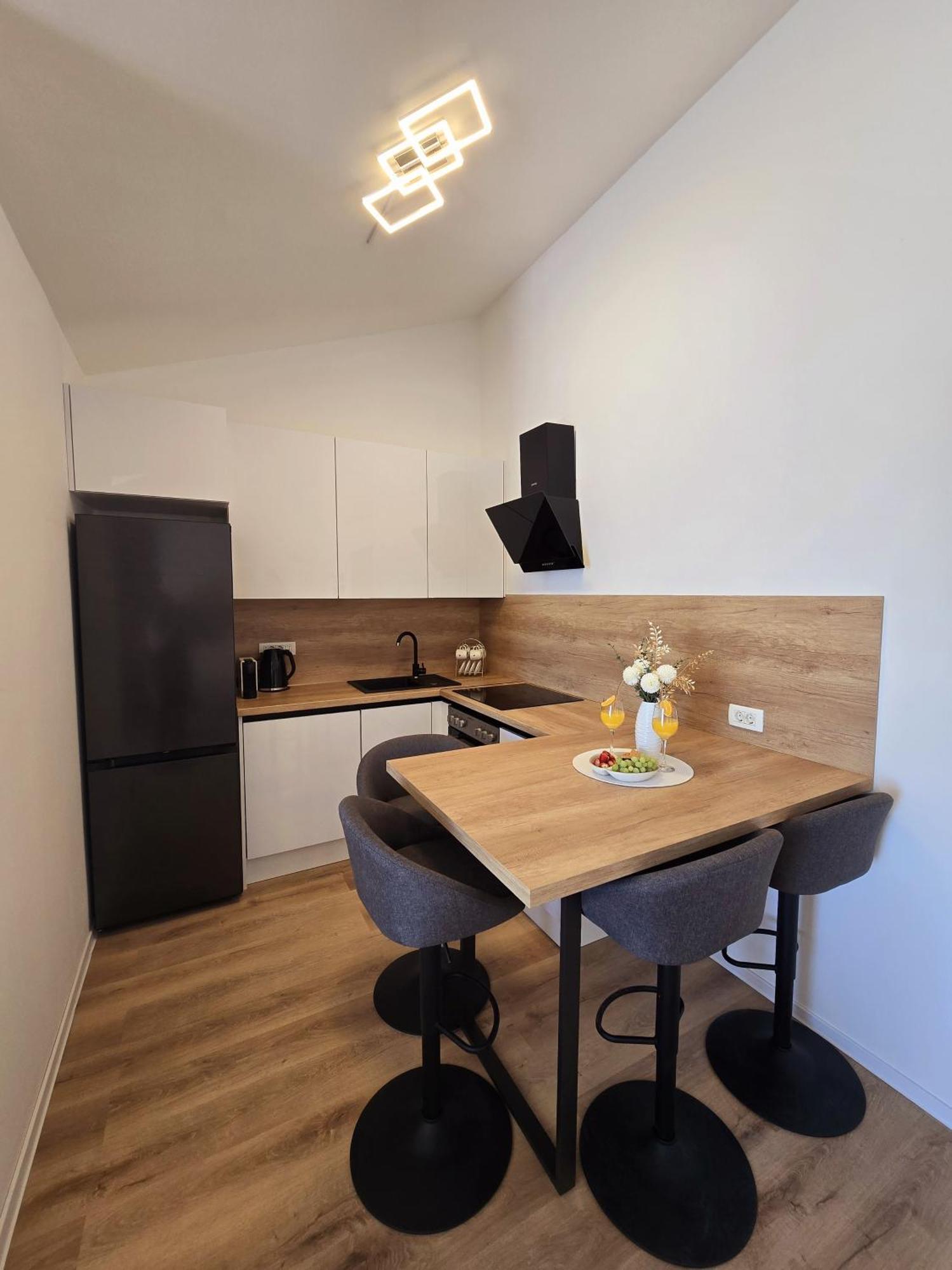Villa Matanovi Dvori Podstrana Ngoại thất bức ảnh